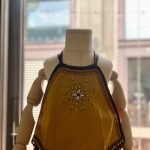 黃色肚兜
